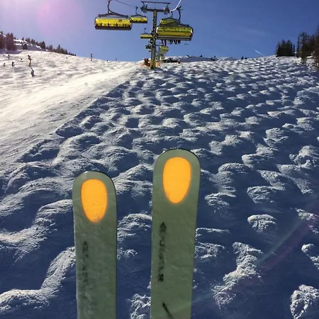 アパート Kristall シュラートミンク